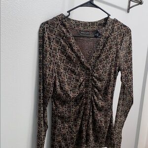 Vintage New York & Company Brown Patterned Long Sleeve V- Neck Ruched Top